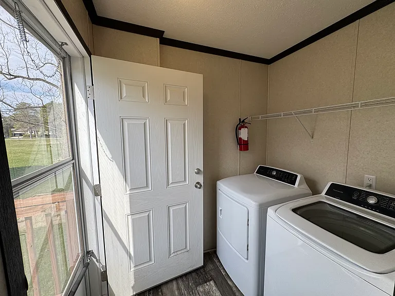 7416 Gillette Rd — Photo 21