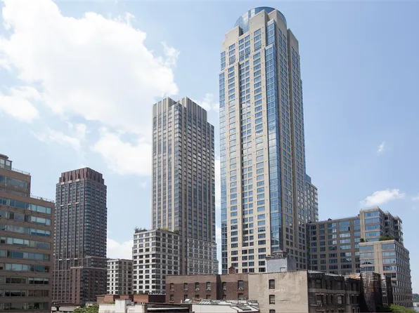325 West 71st Street image 1 of 3