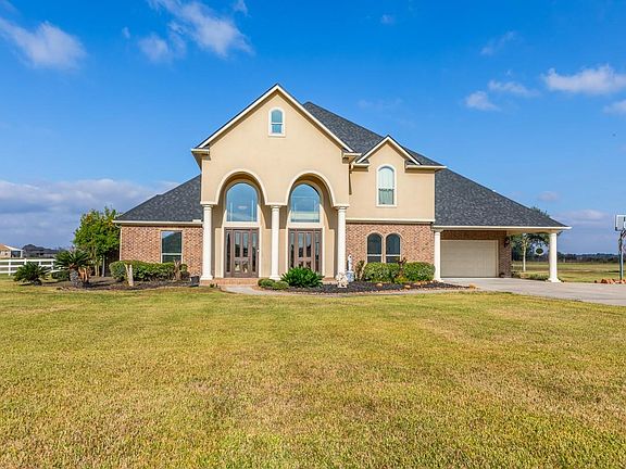 2nd image of 10940 Sheila Ct