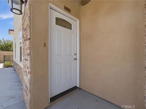 1228 S San Antonio Ave, Pomona, CA 91766