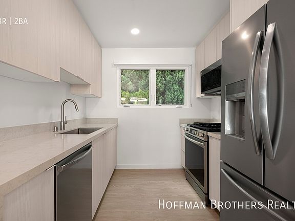 3rd image of 847 S Sherbourne Dr #11A