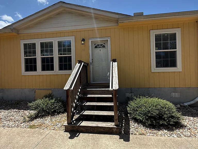 320 Mill St #101 — Photo 1