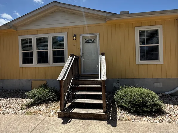 320 Mill St #101, San Marcos, TX 78666
