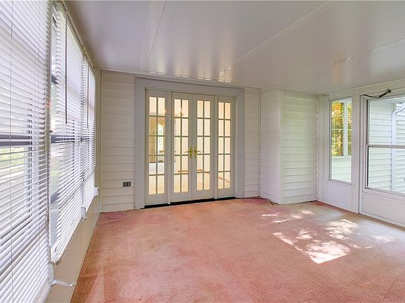 4th image of 7739 Sotherden Dr