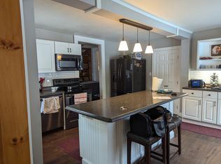 3591 Essex Rd, Willsboro, NY 12996