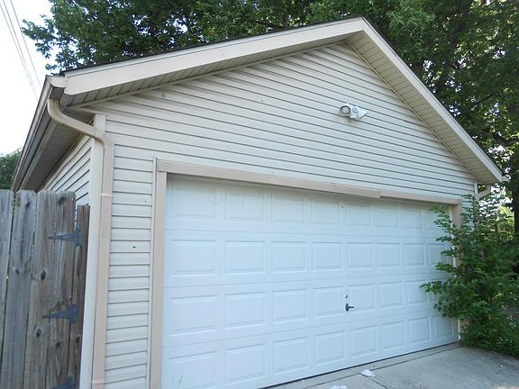 2nd image of 279 E Woodrow Ave