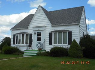 501 S 30th St, Manitowoc, WI 54220