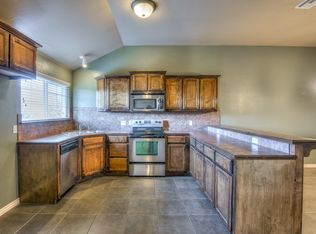 10806 Turtle Back Dr, Midwest City, OK 73130