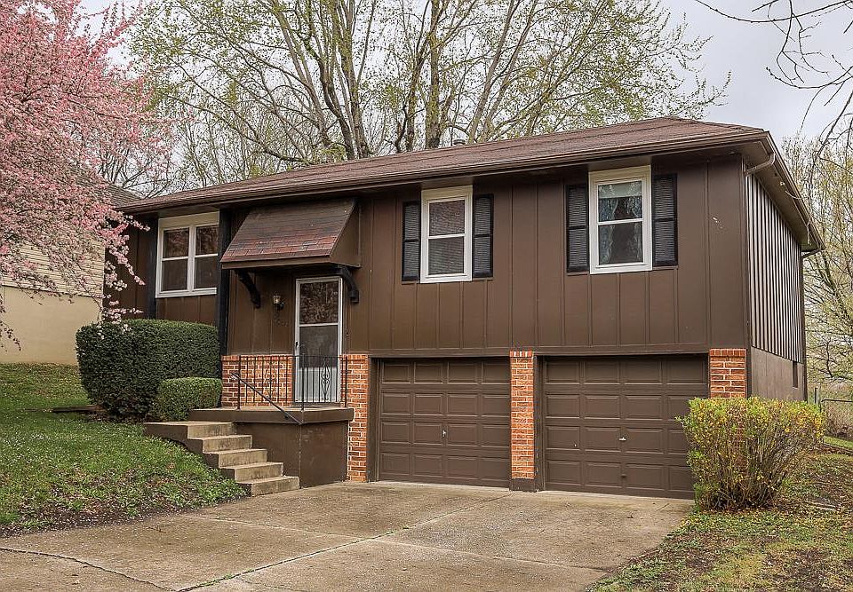 1st image of 1216 Golfview Dr