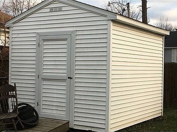 3rd image of 71 Dublin Ln