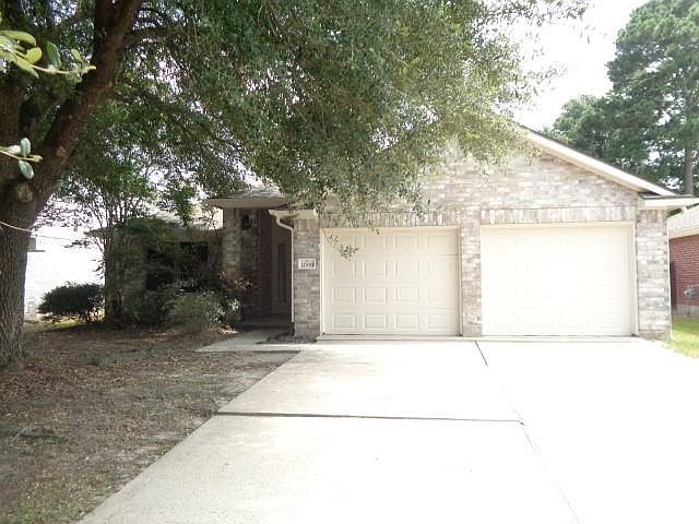 1st image of 21559 Forest Colony Dr