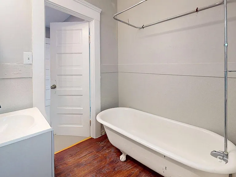 3222 W 94th St — Photo 52
