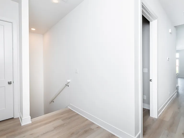 6309 Meeting St #201 — Photo 32