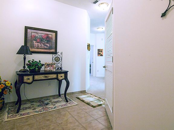 3rd image of 113 Laurel Wood Way Unit 202