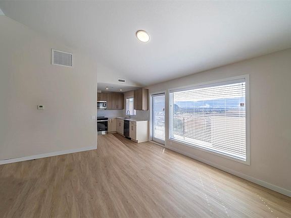 4th image of 685 Boynton Pl #82