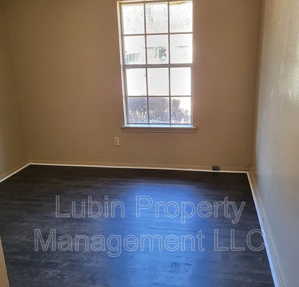 4957 Tiergarten St — Photo 4