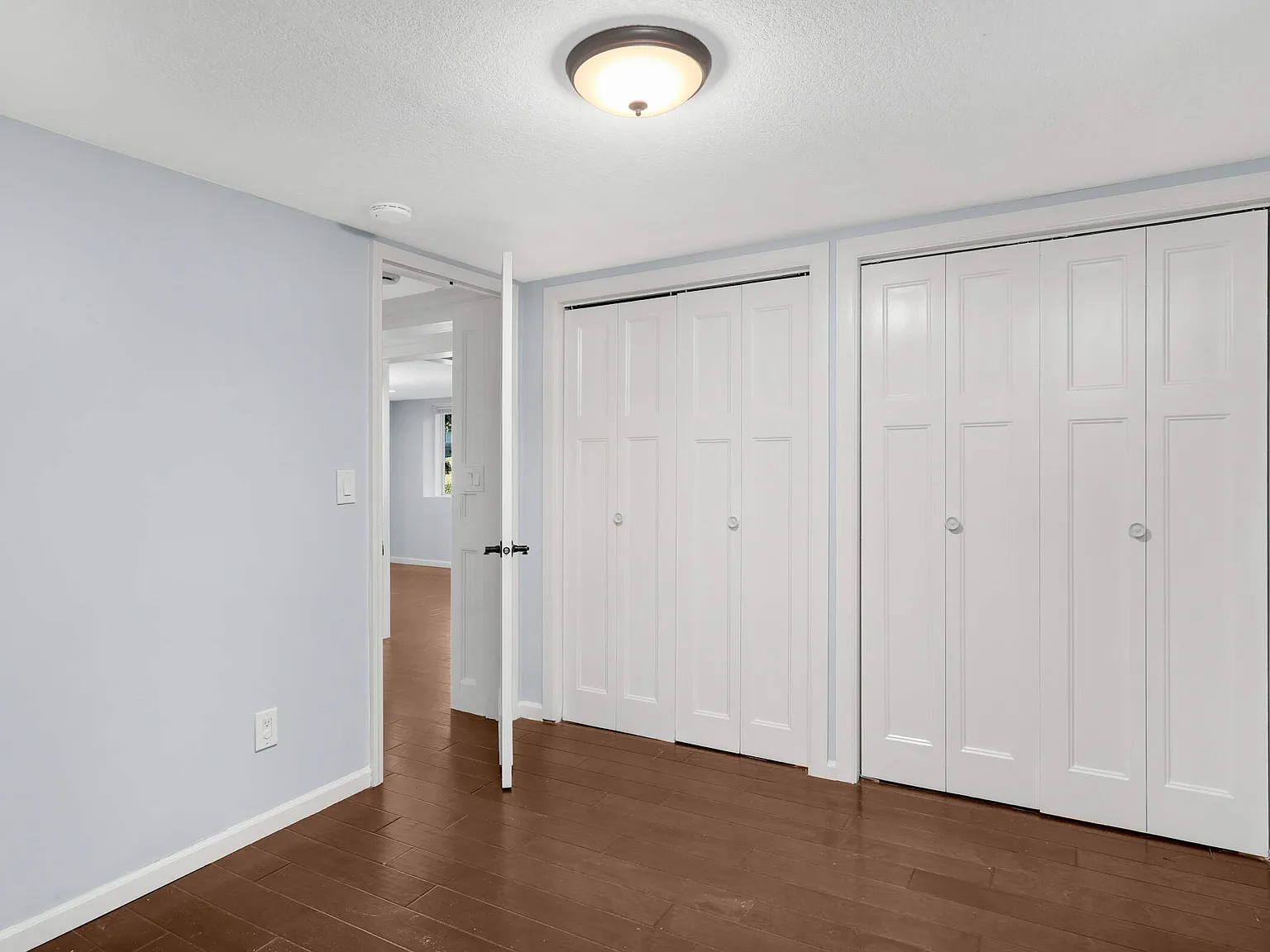 2 bed, 1.0 bath, 1200 sqft, $1,975 — Photo 4