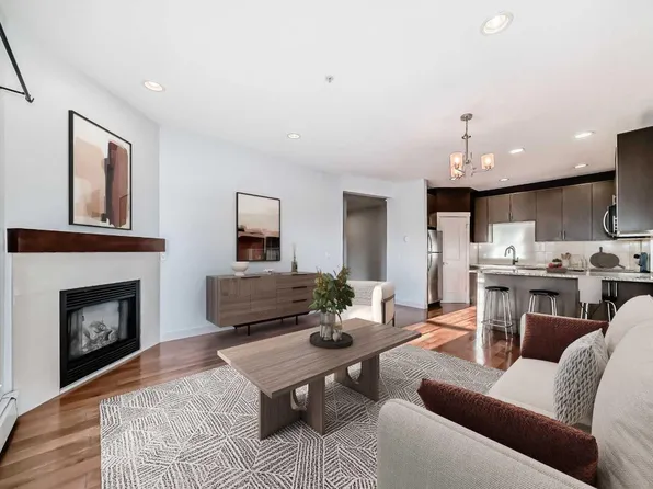 4704 Stanley Rd SW #103, Calgary, AB T2S 2R2