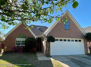5941 Alexandria Ln, Southaven, MS 38671