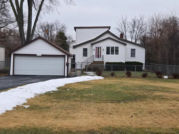 1754 E Lincoln Ave, Des Plaines, IL 60018