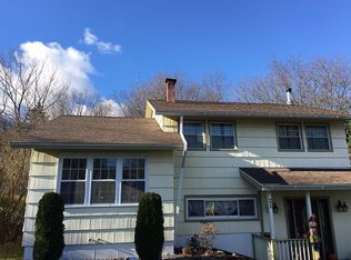 21 Francis Rd, New Hartford, NY 13413
