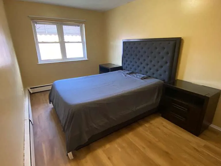 462 Commonwealth Ave — Photo 1