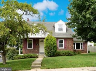10 E Pine St, Ephrata, PA
