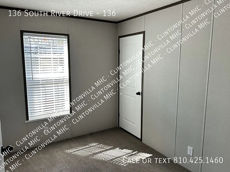 136 S River Dr #136 — Photo 5