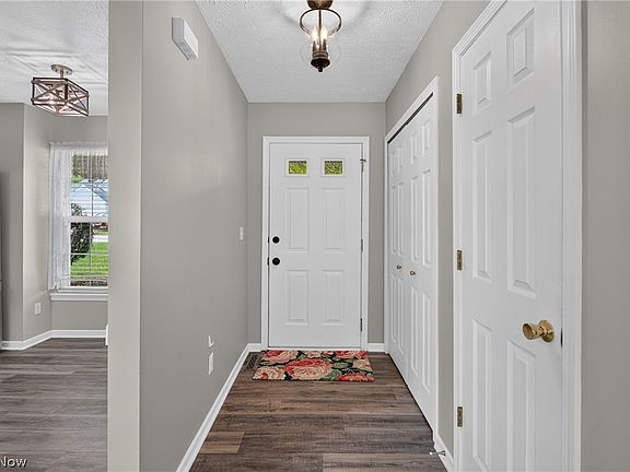 3rd image of 4246 Settlers Way