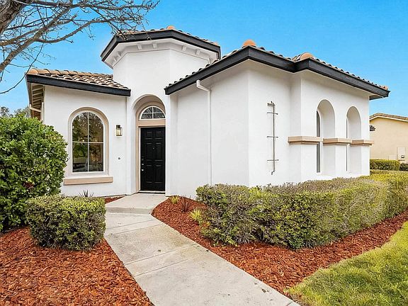 5th image of 175 Oakridge Way