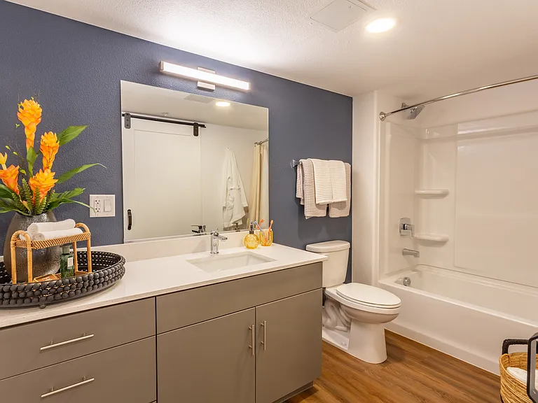 The Quinn Apartments — Photo 12