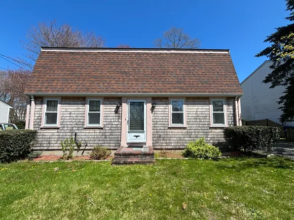 364 Frieda St, New Bedford, MA 02744