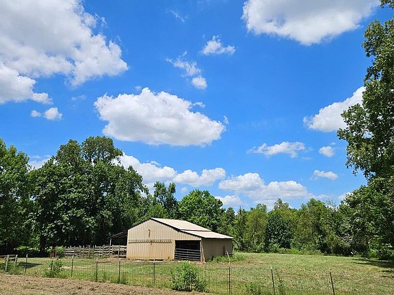 4th image of 2527 Fm 563 Rd