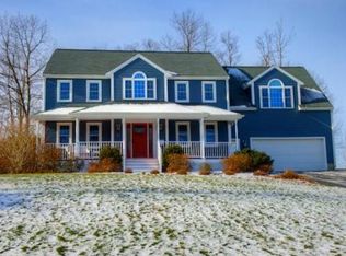 24 Farmington Dr, Shrewsbury, MA 01545