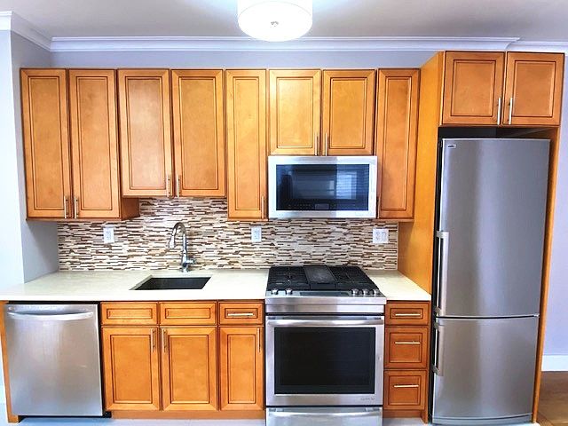 1st image of 169 W 81st St APT 5D