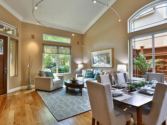 4th image of 6730 Gentry Oaks Pl