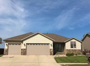 3782 Dorothea Ct S, Fargo, ND 58104