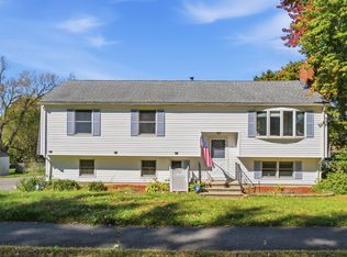 7 Chatham Dr, Meriden, CT 06451