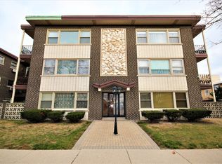 3001 Paris Ave APT 206, River Grove, IL