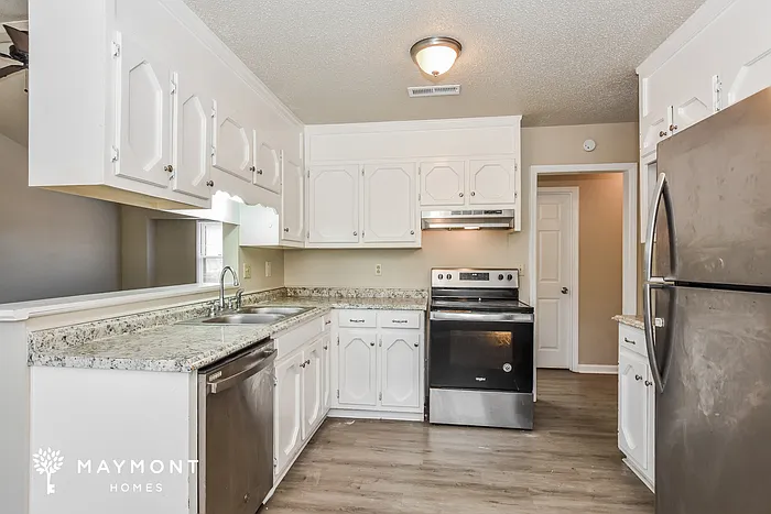 12017 Runningmeade Trl SE — Photo 6