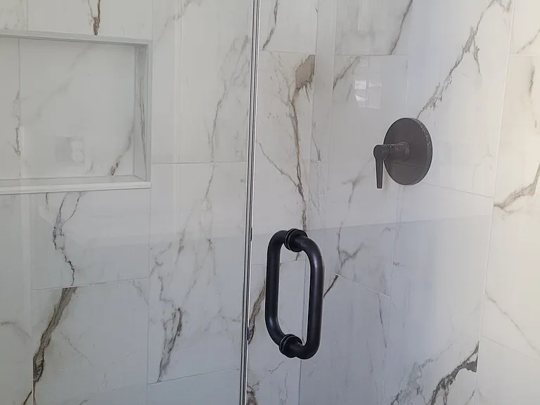 Stunning walk in shower