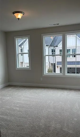1255 Winterhaven Dr — Photo 11
