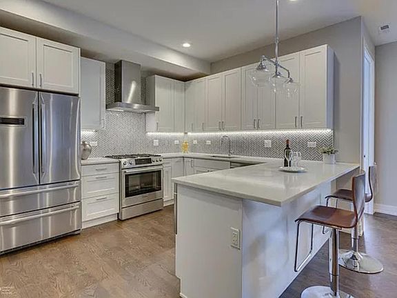 2nd image of 2303 W Wilcox St #3E