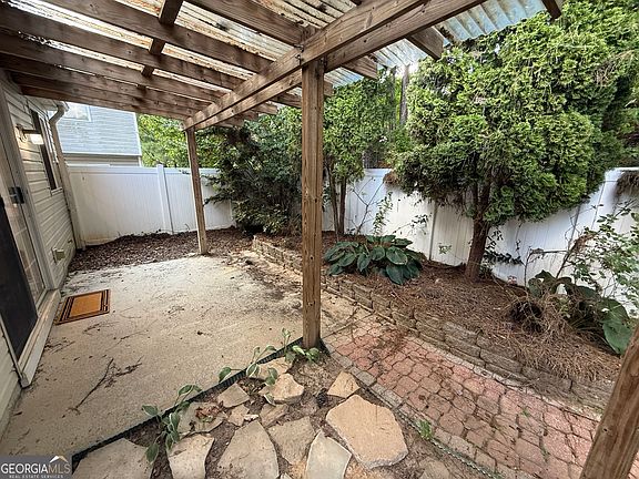 4th image of 345 Windcroft Cir NW