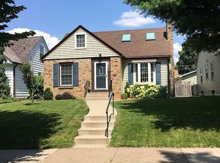 1869 Rome Ave, Saint Paul, MN 55116