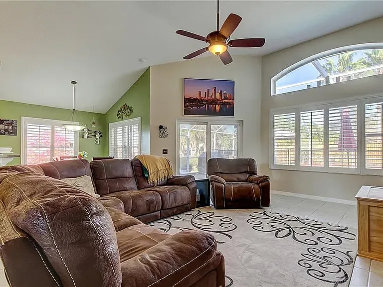 9015 Southbay Dr — Photo 16