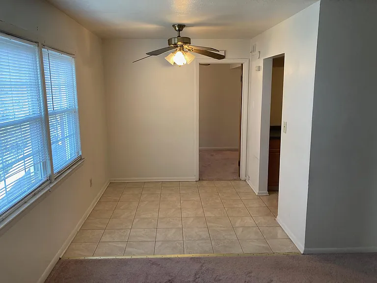2095 Warrensville Center Rd #C7 — Photo 14