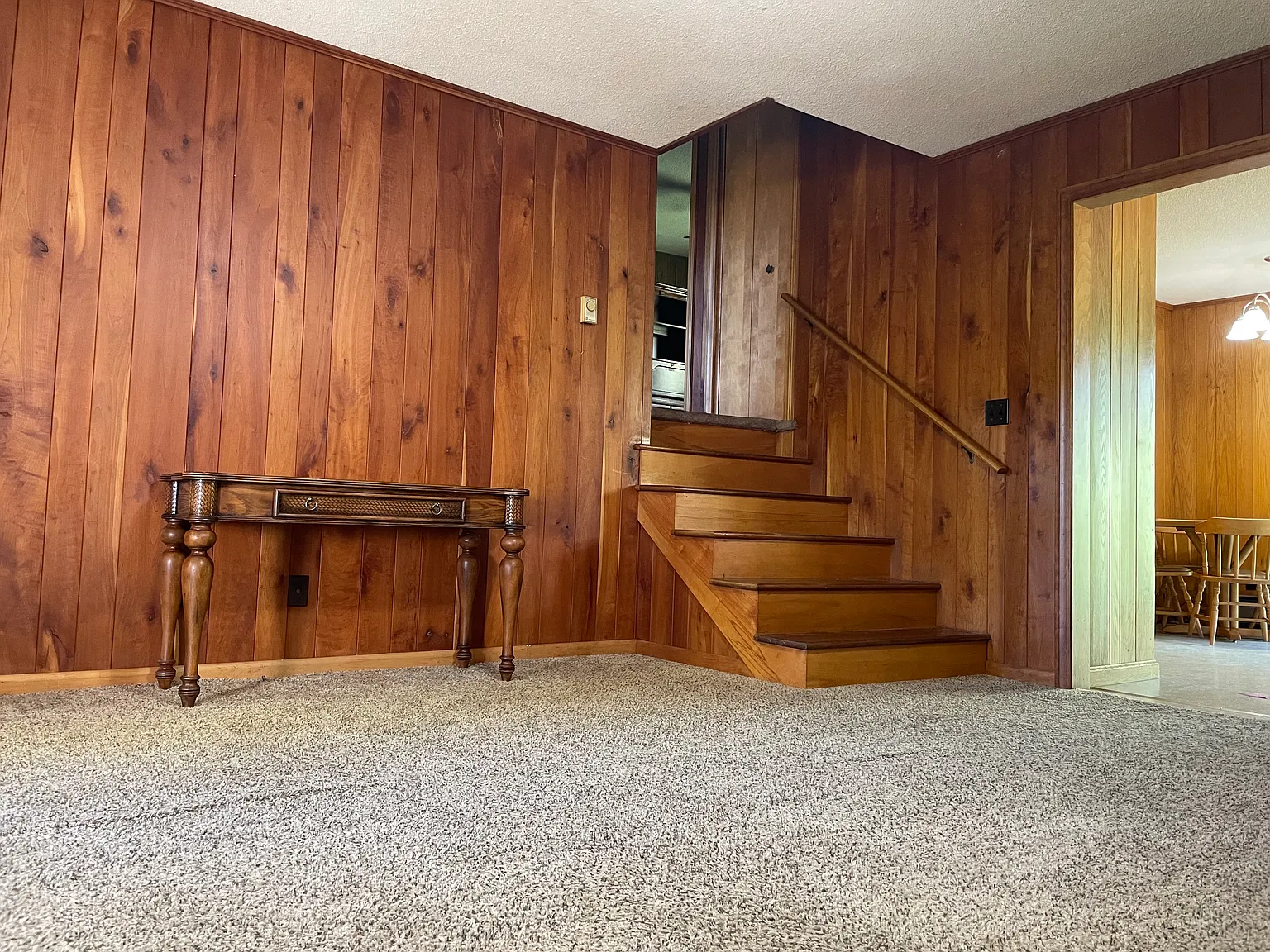 2 bed, 900 sqft, $950 — Photo 2