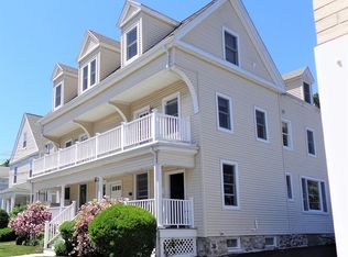 17B Pleasant St #17B, Newton Center, MA 02459