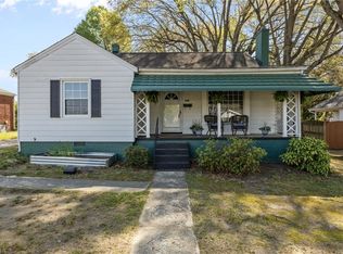 108 Markham St, Burlington, NC 27215